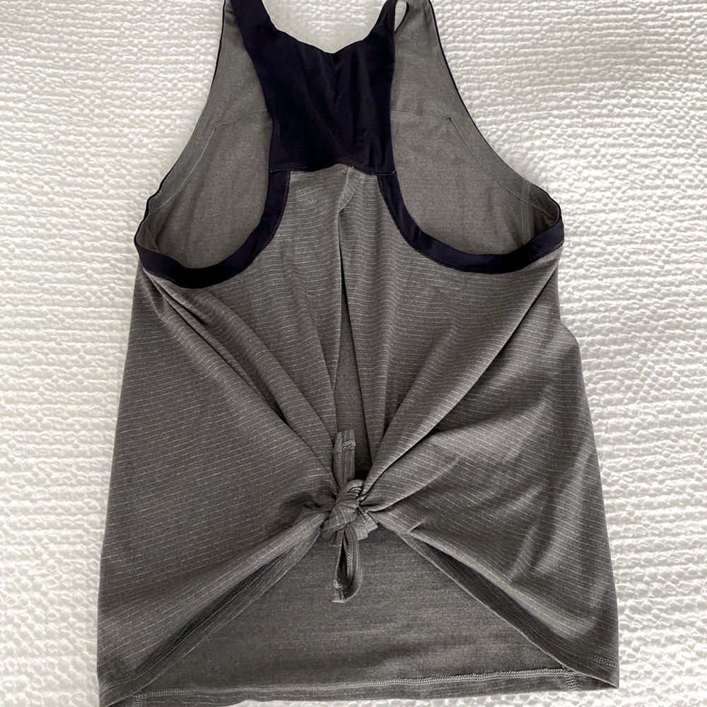 Lululemon Clip In Tank Navy and Heather Grey